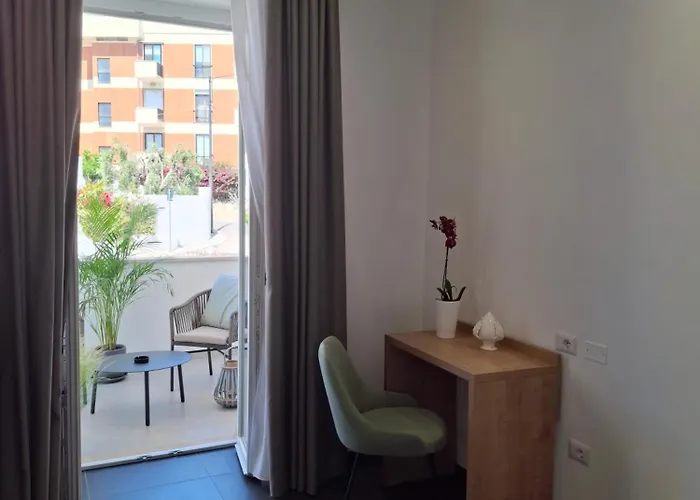 Guest house Dimora Viestana 3*
